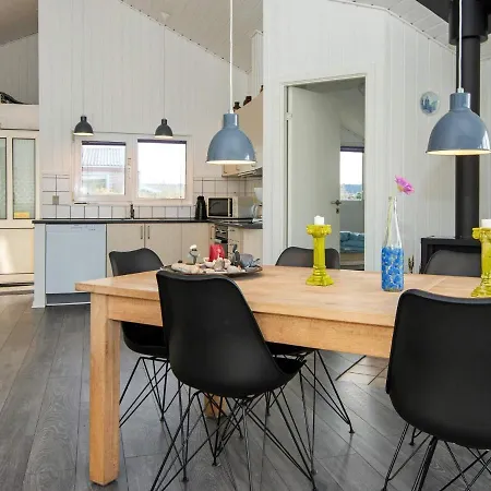 8 Person In Ringk Bing 度假居 Søndervig